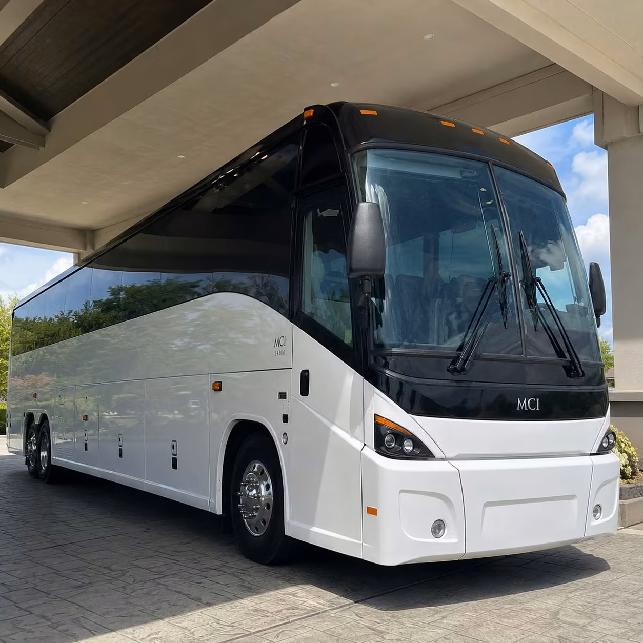 garland manufacturing and warehouse shift change transportation