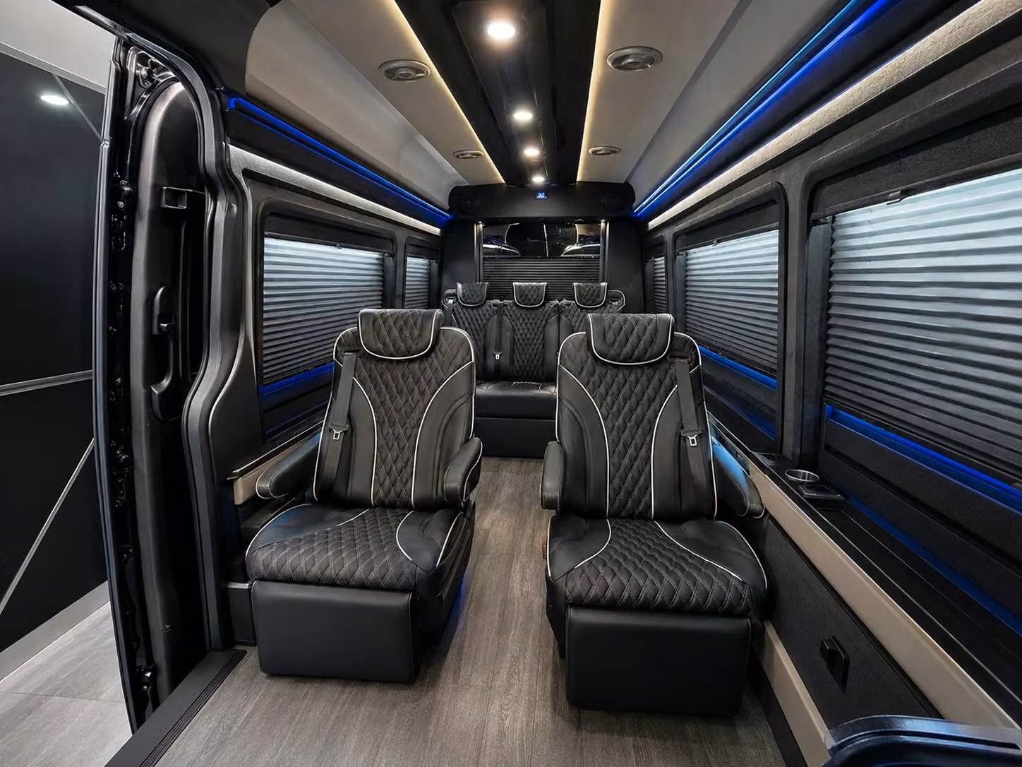 make your garland hotel to airport shuttle seamless for every guest