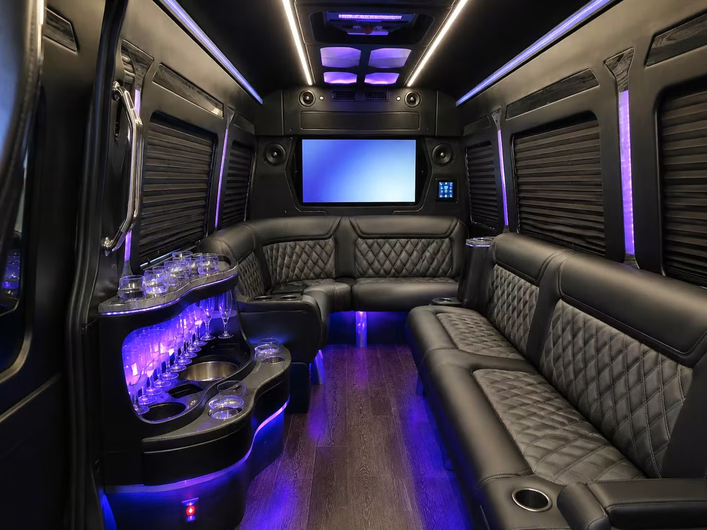 multi day long distance bus trips from garland for corporate groups and organizations