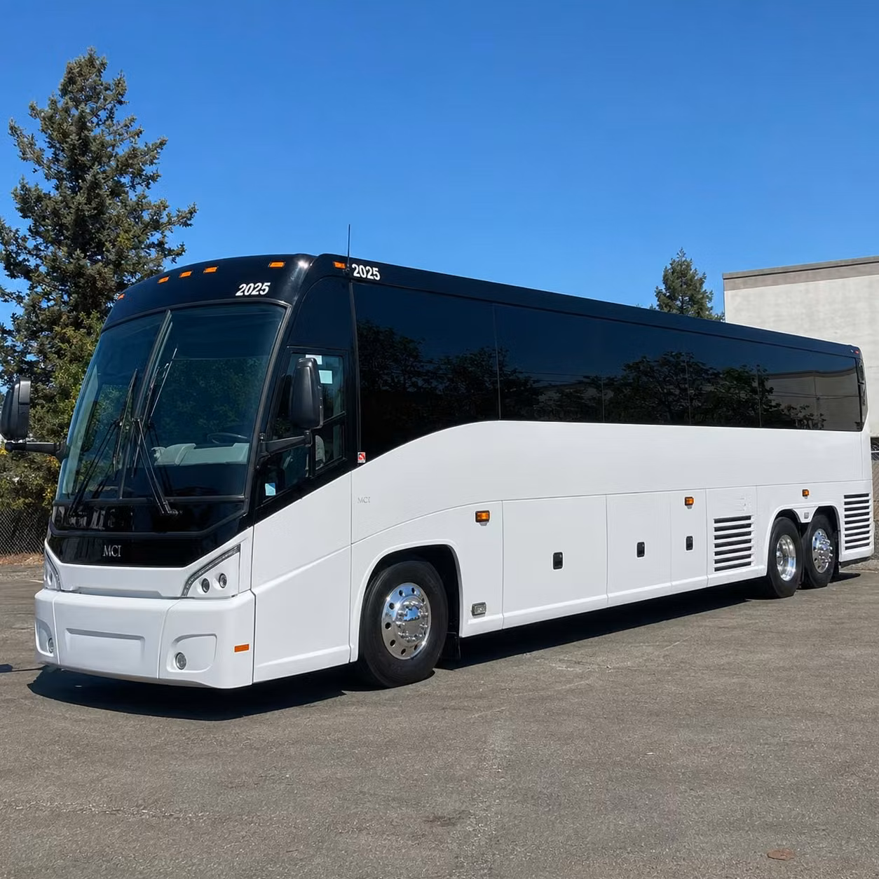 shuttle services for sunday worship and weekly church events in garland